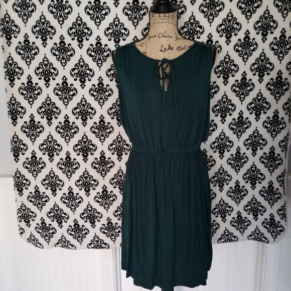 LOFT Dresses & Skirts - Ann Traylor Loft Dress